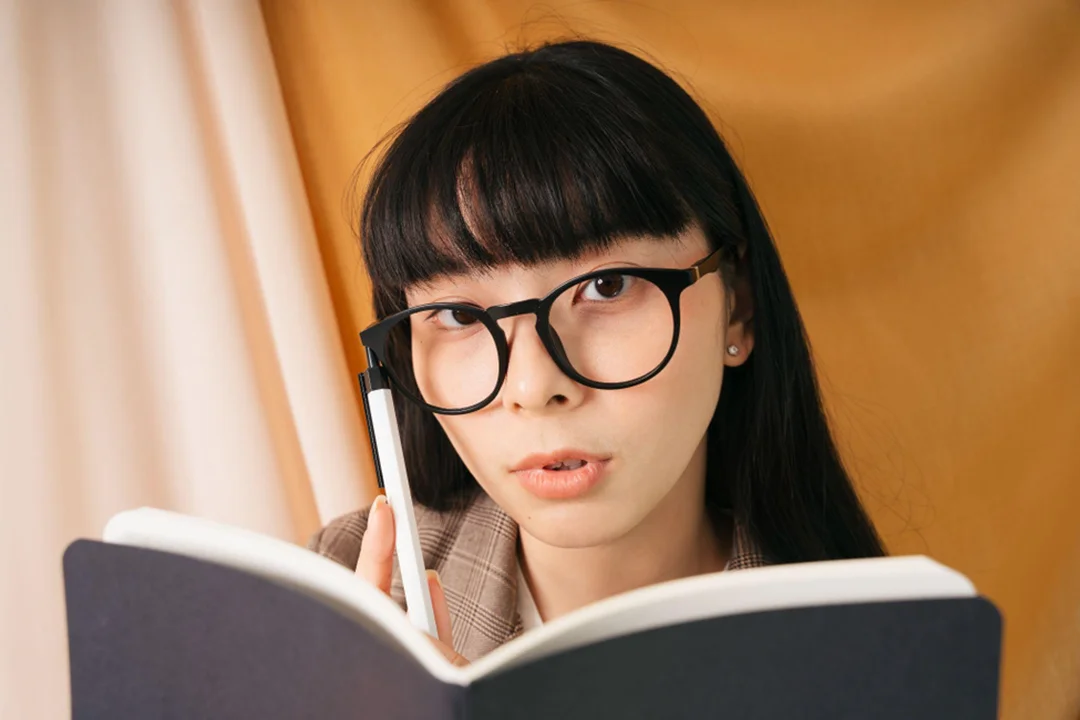 dấu hiệu của cận thị nhẹ - hình minh họa 1 dấu hiệu của cận thị nhẹ - hình minh họa 1