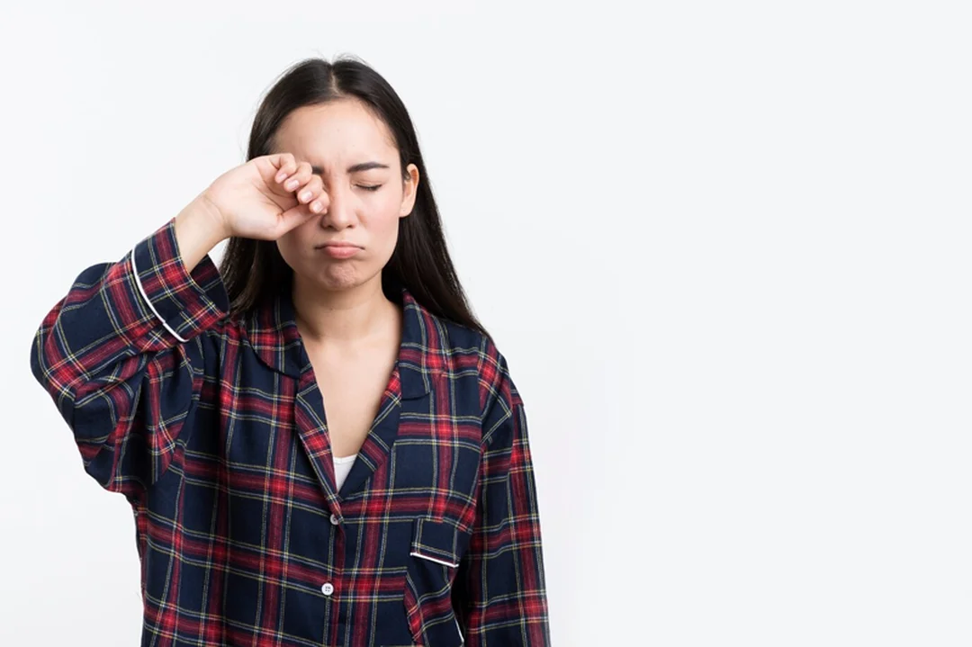 Dấu hiệu cận thị và viễn thị dấu hiệu mỏi mắt và đau đầu khi mắc cận thị và viễn thị