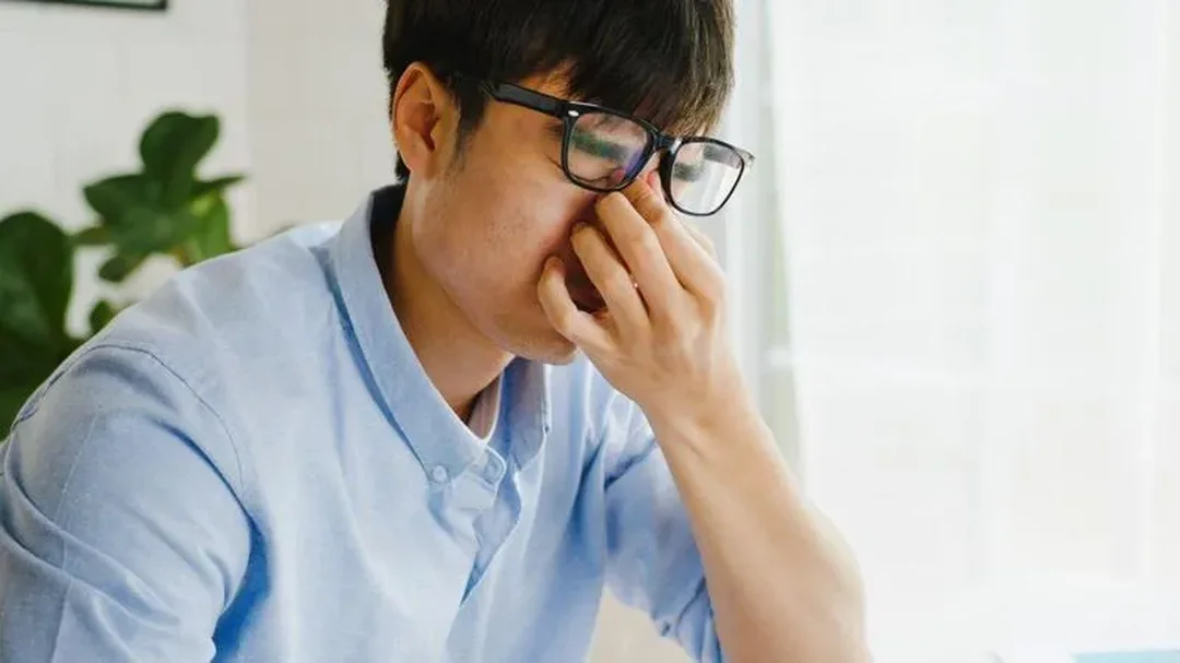 Giảm thời gian màn hình giúp kiểm soát bệnh cận thị Giảm thời gian màn hình để kiểm soát bệnh cận thị