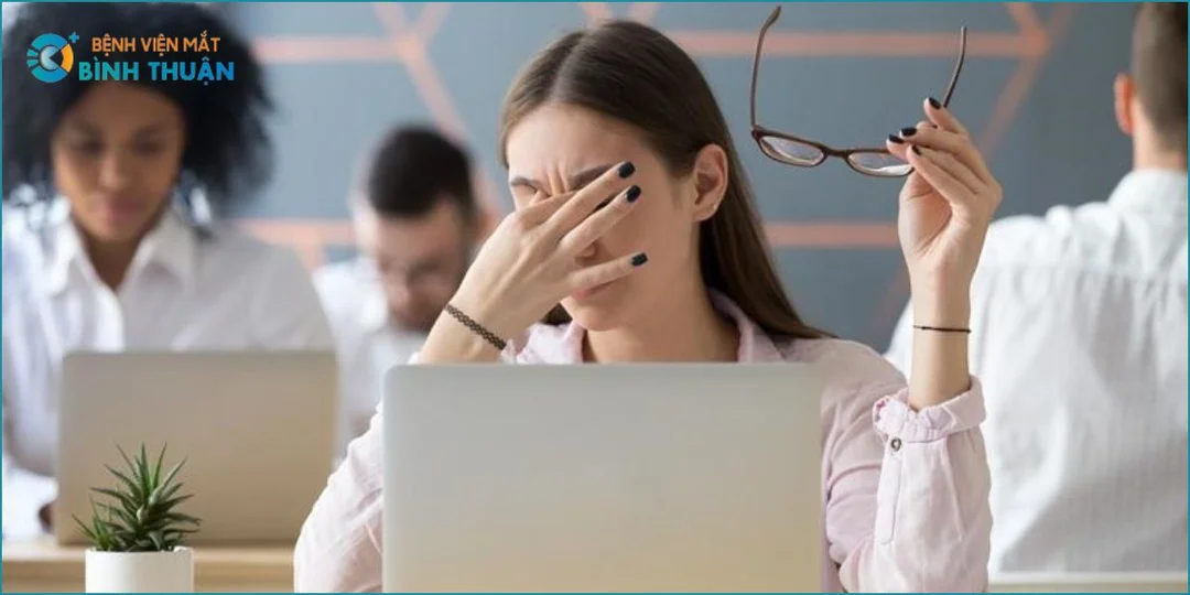 Câu hỏi thường gặp về cận thị giả là gì hình minh họa cận thị giả là gì và các câu hỏi thường gặp