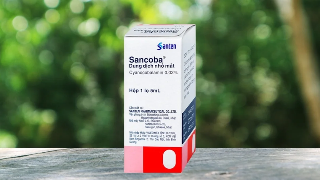 thuốc nhỏ mắt trị cận thị cần được bác sĩ kiểm tra trước khi dùng kéo dài